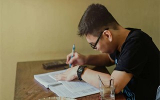 考研數學刷題可以用往年的書嗎（考研數學真題刷三遍能上60嗎）