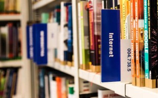 考研考英語二買什么書（考研英語二適合買什么書）